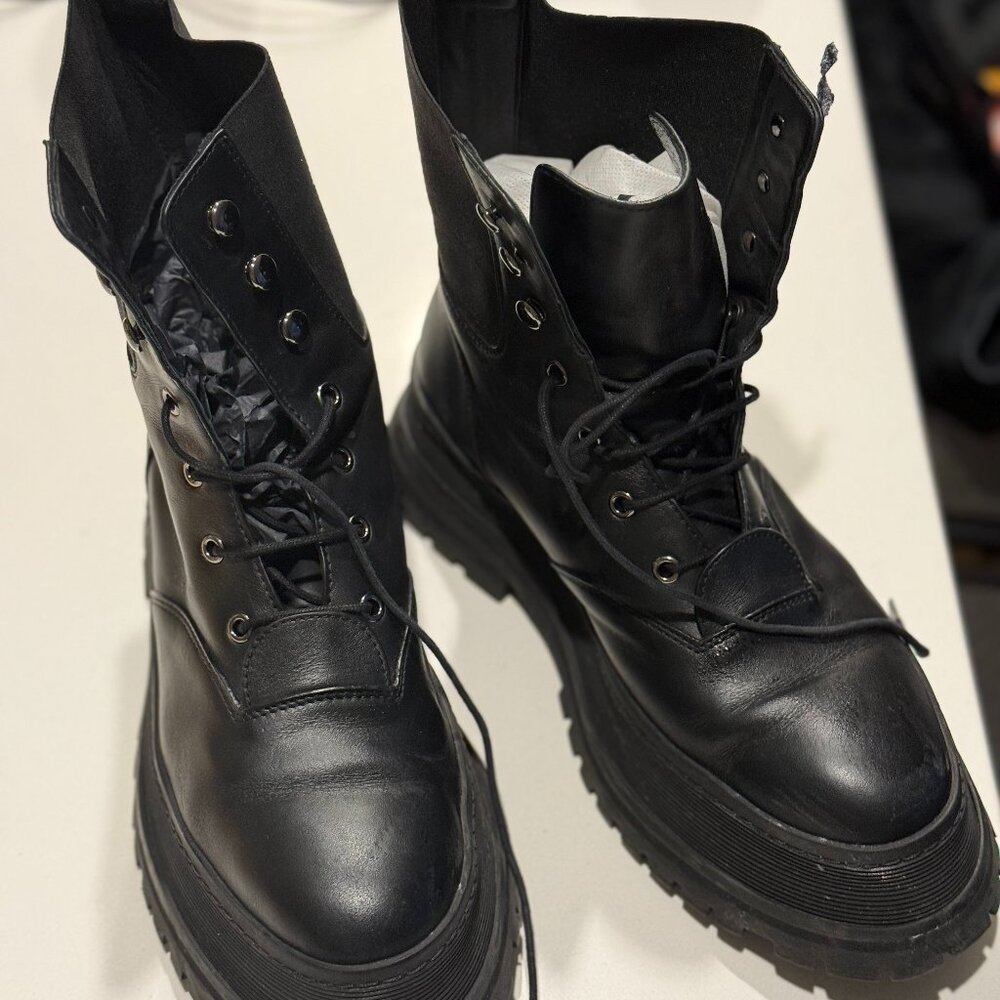 BURBERRY Springton leather platform ankle boots